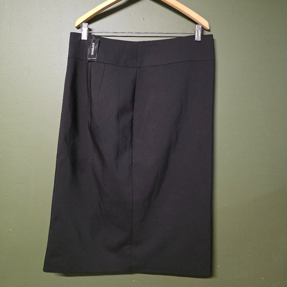 Express Black Zip Back Pencil Skirt – Chic & Sleek